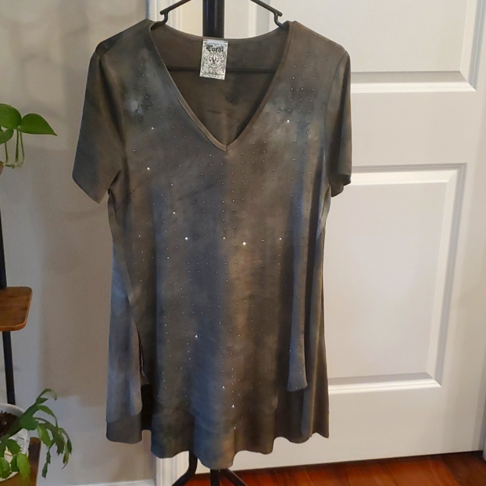 Ladies rhinestone blouse